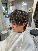 シエラ 堀江(CIERA.)&nbsp;ツイストパーマスパイキーショートスパイラルパーマツーブロック