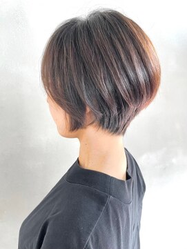 横顔も後ろ姿もきれいな◎美シルエットショート