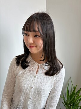 ルオラ(Luora) グレーたっぷりな地毛風カラー