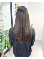 エブリ(evri)&nbsp;ロング　レイヤー　レイヤーカット　ワンカール　ナチュラルヘア