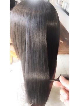 キュリオ 尾山台(curio) curio 尾山台/自由が丘　プレミアム髪質改善ストレート