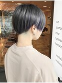 【morio 原宿】刈り上げショート　ハイトーングレージュカラー