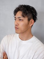 クエント(cuento)&nbsp;黒髪ショート×センターパート上げ