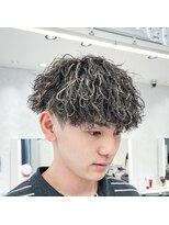 ルースト 西院店(ROOST)&nbsp;ツイストスパイラル、ホワイトハイライト