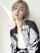 ココ 原宿(KOKO)&nbsp;黒髪小顔クラゲヘアーオリーブグレーココアベージュ