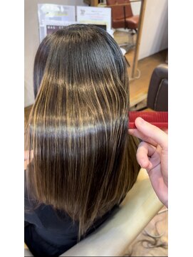 アカラ ヘアー(Akala Hair) 髪質改善トリートメント