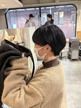 ルーカス(LUCAS) 【坂平枝理加】耳掛けコンパクトショート