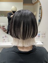 アン(Hair make un)&nbsp;【ホワイト×ウルフ】