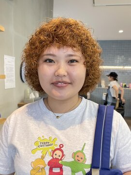 ナループロア ハチ(Nalu pu loa hachi) アフロパーマ/ハードパーマ/オレンジパーマ/パーマヘア