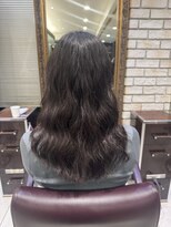 アメリ バイ アピッシュ(Amelie by apish)&nbsp;ミディアムパーマ/なみまきパーマ/伸ばしかけヘア