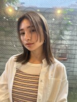 ガーランドツー(Garland 2F) ストレートロブスタイル/ベージュカラー