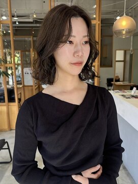 フェリアファム 北千里(FERIA fam) 縮毛矯正/北千里/ショート/ブリーチ／インナー/ボブ/髪質改善