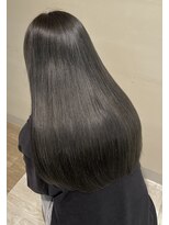サンサーラ 宮脇店(SAMSARA)&nbsp;艶感オリーブグレー×高濃度内部補修トリートメント