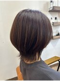 丸みショート&くびれシルエット