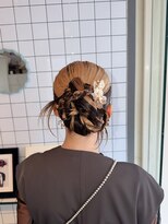 ヘアー アレス(hair ales)&nbsp;カチモリ アップスタイル シニヨン