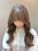 ジーナ 天神(Zina)&nbsp;ミルクティーカラー/透明感カラー/ベージュカラー/ブリーチ