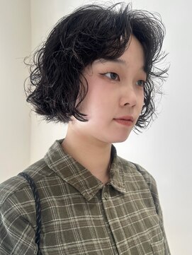 ニール 名古屋 伏見 丸の内(NEELU) カラー