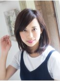 髪の毛がなびく♪清楚ナチュラルストレート♪