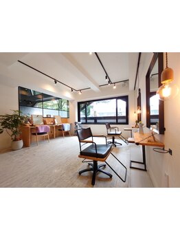 【HPB AWARD 2023～2025 3年連続 BEST SALON 注目サロン】お手入れのしやすさで忙しいママに高評価◎