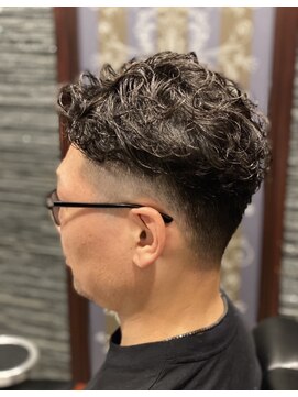 プレミアムバーバー 目黒店(PREMIUM BARBER produce by HIRO GINZA) ツーブロナチュラルパーマ