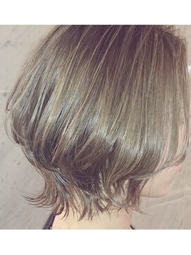 マリアンベス(MARIEN BETH) 自然な立体感とツヤ感のあるナチュラル