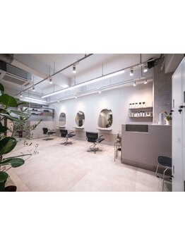 【原田駅徒歩7分】天神の人気店が筑紫野に登場！安定した技術力と居心地の良さを大切にしたサロンです！