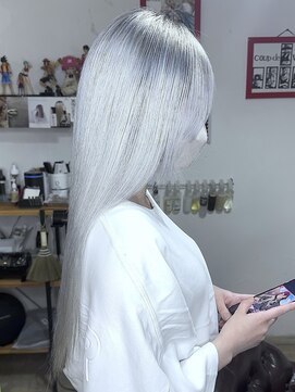 ブレイズヘアー(BLAZEhair) 完全ホワイトカラー×スーパーロング×ブリーチ4回