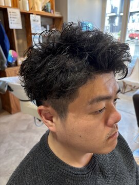 アメラボ(AmeLab) 名古屋天白区梅ヶ丘30~50代メンズショートアップバングパーマ