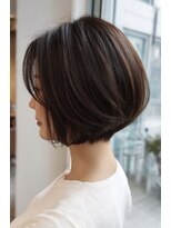 レリーノーブル 西宮北口(RelyNoble)&nbsp;丸みショートボブ×上品白髪ぼかし[西宮北口/髪質改善]