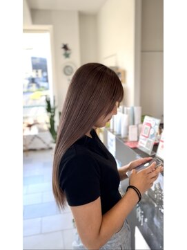 アレーズバイベニボンズ(Alaise by Beni,Bond's) 透明感ミルクティーベージュ