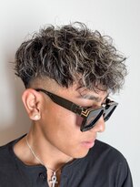 ルーシー 渋谷(LUCEY)&nbsp;スペインカールハイライトスパイラルパーマフェード極道パーマ