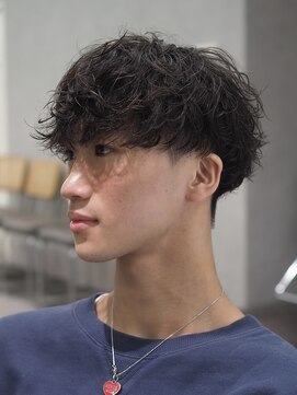 ササ シンサイバシ(33 SHINSAIBASHI) シャドウパーマフリックパーマツイストスパイラル大阪心斎橋