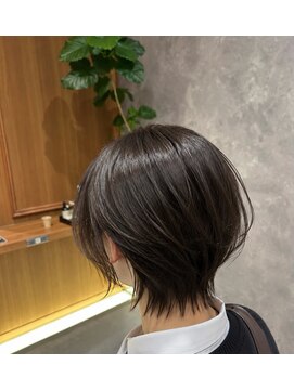 ラメールアヴェダ イオンモール秋田店(Lamelu AVEDA) 大人ショート × レイヤースタイル