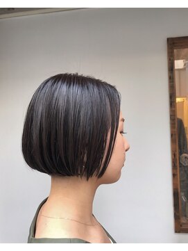 カウチ(Kauti) ワンレンボブスタイル