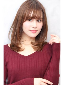 シトロン ブラン(CITRON blanc) 大人かわいいオフィスストレート#斜めバング#ベージュカラー