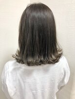 ディスオモテサンドウ 表参道(This OMOTESANDO)&nbsp;グレージュ外ハネボブ【表参道】山本