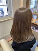 モテ愛されセミロング明るめナチュラルミルクティーベージュ