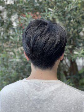 ピンキーウエスト かきあげハンサムリバースショート