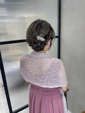 フェリア 松山(Feria) 【Feria松山】お呼ばれヘア×サイドシニヨン-相原愛梨-