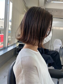 イキ 表参道(iki omotesando) モード/無造作ウェーブ/大人ガーリー[表参道駅]