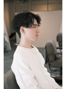 リベットイースト(Libett east) ゆるめツイストスパイラルパーマ