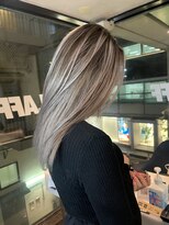 ラフ(LAFF)&nbsp;#バレイヤージュ#グレージュカラー#ボブウルフ#ココアベージュ