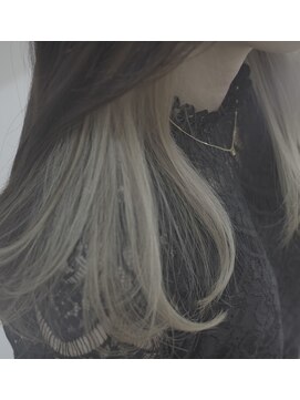 グリーンルーム(GreenRoom) ホワイトミルクティカラー