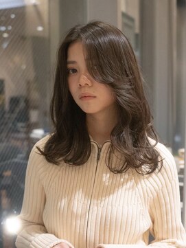 ビュートリアム 梅田(BEAUTRIUM) 鎖骨ロブ/くびれミディ/ミディアム/顔周りレイヤー/小顔レイヤー