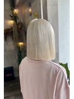 ヴェロニカ バイ ソル(Veronica by SOL)&nbsp;ホワイトカラー