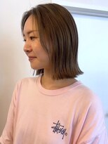 パーク 福岡天神西通り店(parc)&nbsp;ぱつっとボブ　切りっぱなしボブ　前髪なし　オリーブベージュ