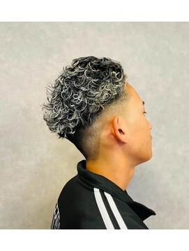 スター(STAR) 10代/20代/30代/フェードカット/パーマ/カジュアル/メンズ