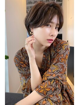 ワンバイジエクト 梅田 【似合わせ白髪ぼかし】細めハイライト/くすみベージュ/美髪