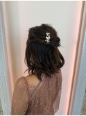 結婚式ヘアメイク　シンプルで可愛いハーフアップ