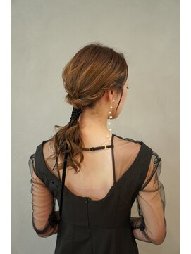 ジーナエス 札幌(Zina S) loose pony